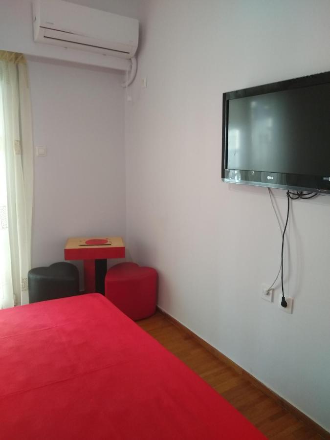 Acropolis Within 10 Minutes Walk! Classical Apartment And A Hostess At Your Side! Aten Exteriör bild