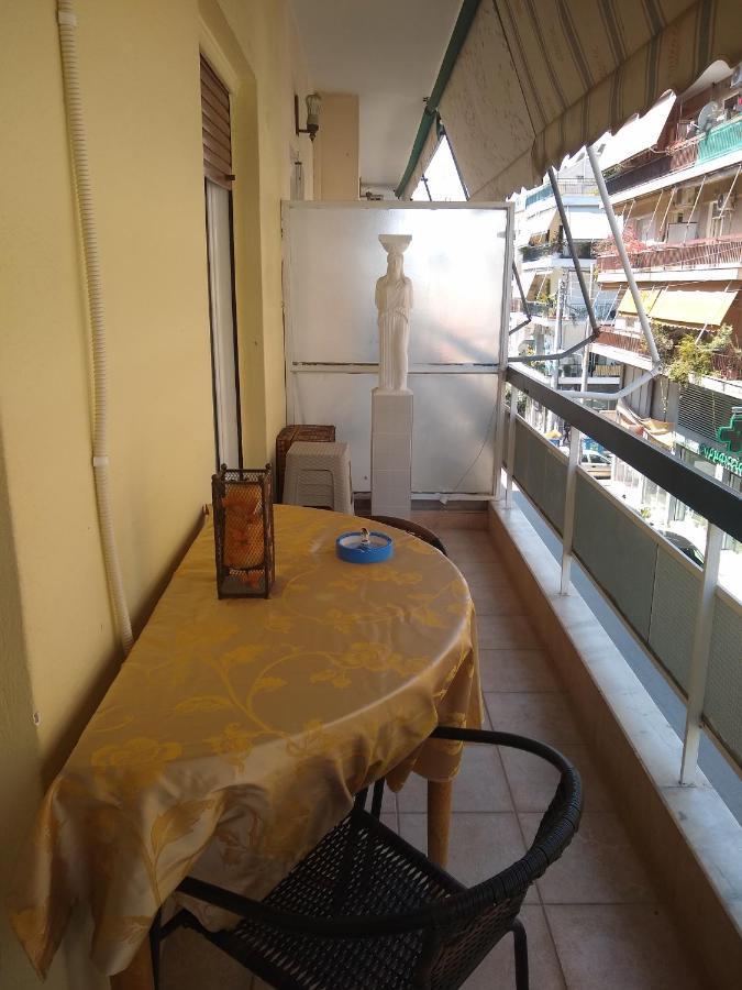 Acropolis Within 10 Minutes Walk! Classical Apartment And A Hostess At Your Side! Aten Exteriör bild